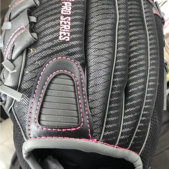 Franklin Fastpitch Pro Softball Glove 22436L 12" No Break-In Required LHT NWT - Picture 2 of 4